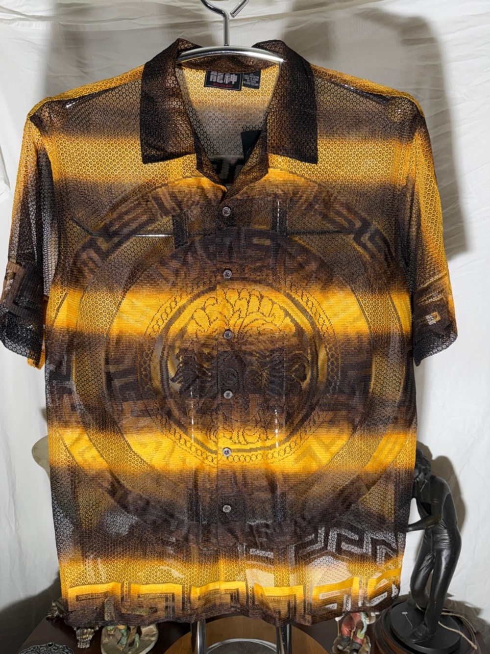 Men's Short-Sleeve Yellow & Black Graphic Button-Down Shirt